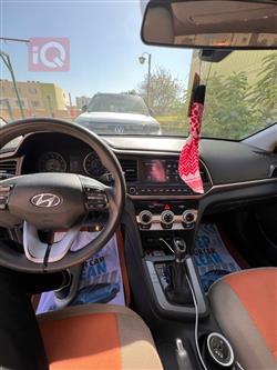 هیوندای ئەلەنترا